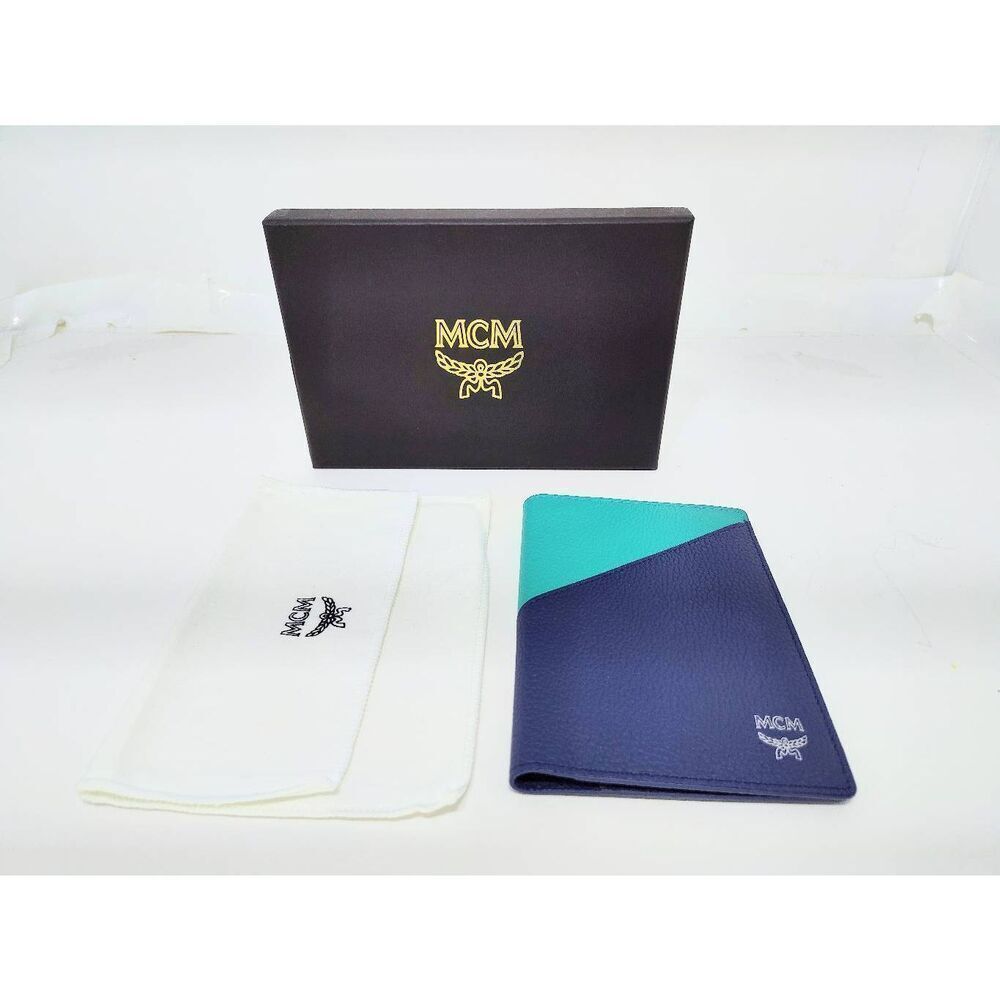 MCM LEATHER TWO COLOR PASSPORT WALLET WITH DUST COVER NEW IN BOX